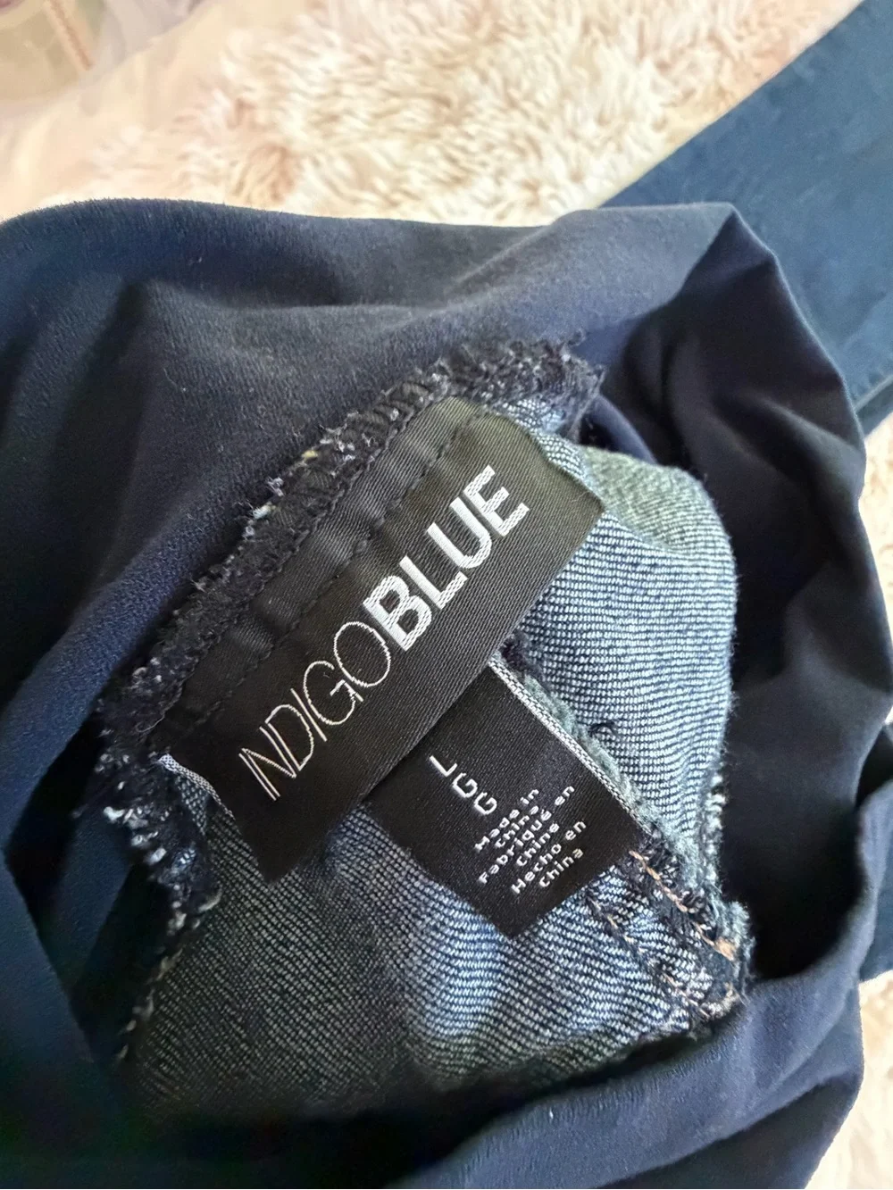 Bundle of 7 maternity jeans
